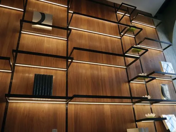 Museum-Style Display Lighting